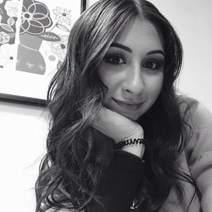 Meet your Posher, Magdaline